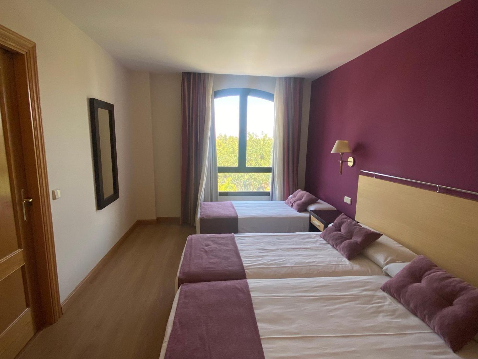 Hotel Equo Aranjuez Zimmer foto